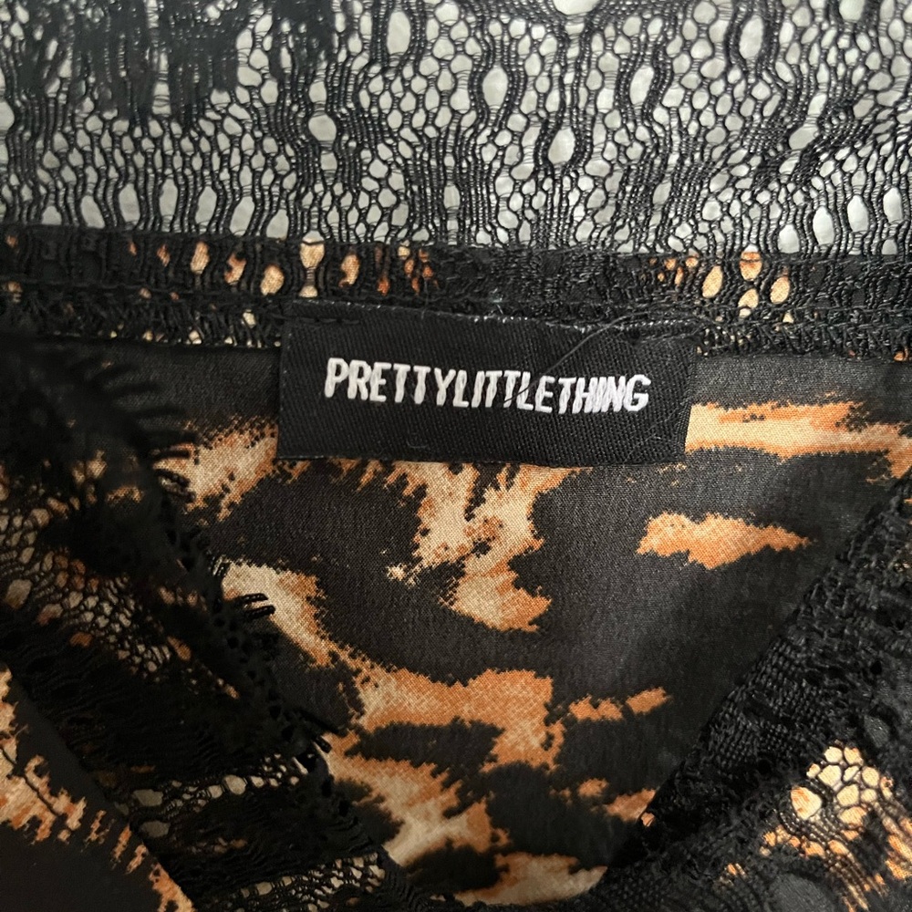 PrettyLittleThing Animal Print Lace Cami - Picture 2 of 2